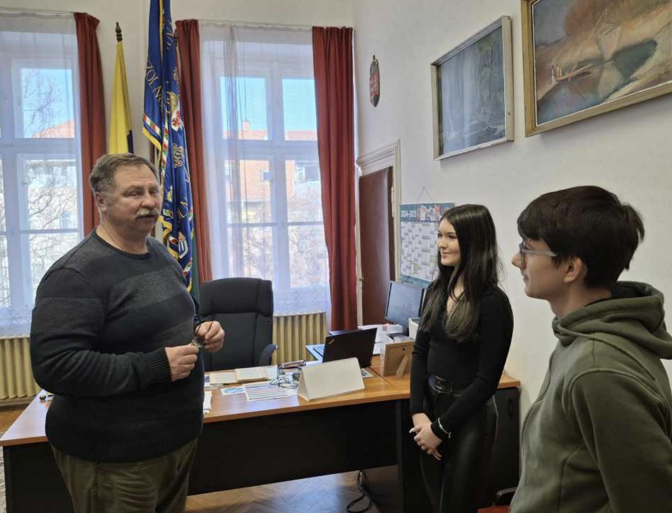 premia el talento joven